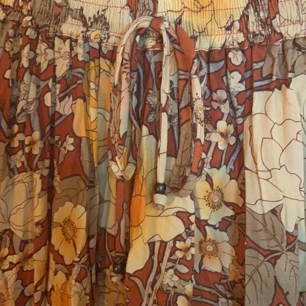 💎Sold Spell and the Gypsy Amethyst skirt 🔥 - Picture 5 of 10